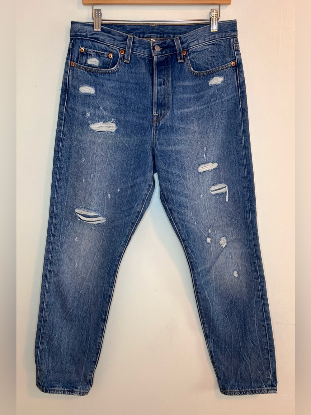 Levi’s Wedgie Straight Fit Size 30 Aged and Distressed Medium Wash Button Fly